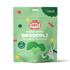 Freeze-dried broccoli in a 10g package from Macaw and Friends, suitable as a healthy pet care treat for birds or small animals.
