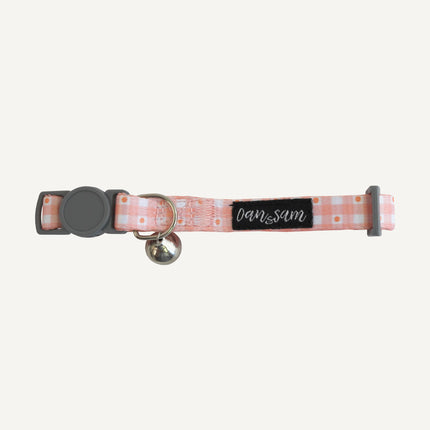 Dan & Sam Daisy Picnic cat collar by Macaw And Friends, featuring a colorful floral design for pet care and cat accessories.