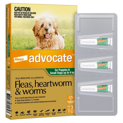 Macaw and Friends Advocate flea and wormer spot-on for small dogs up to 4kg, 3-pack, showing the product applicator and packaging.