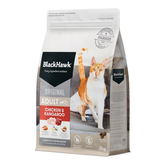 Black Hawk adult cat food with chicken and kangaroo in 2kg bag, featuring the Macaw and Friends brand packaging.