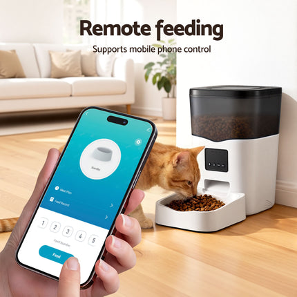 Macaw and Friends WiFi-enabled 3L automatic pet feeder for dogs and cats, smart food dispenser with digital controls.