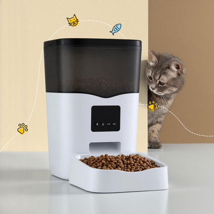 Macaw and Friends WiFi automatic pet feeder for dogs and cats, 3L smart food dispenser with digital controls and sleek white design.