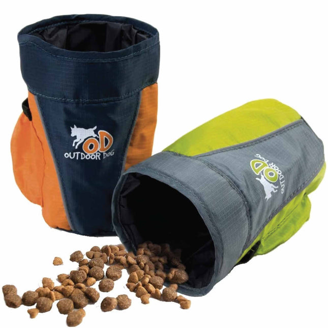 Foldable nylon train and treat bag for dogs by Macaw and Friends, designed for obedience training and pet care.